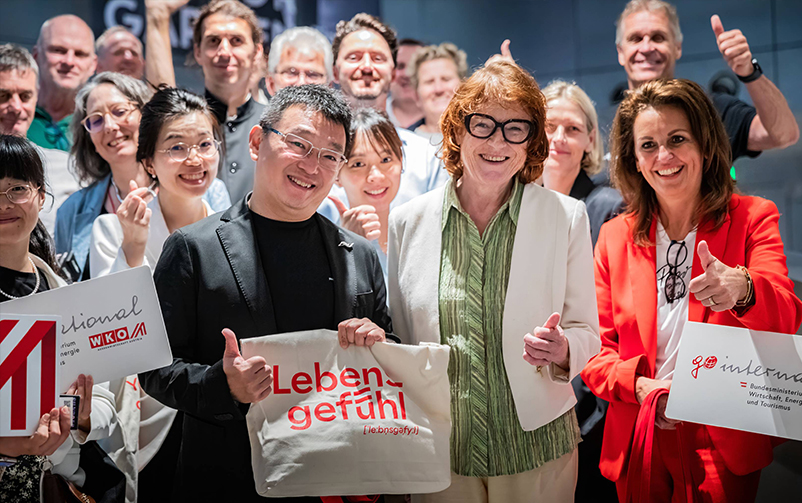 奥地利代表团访问AMG·新葡萄8883深圳两馆项目，探索AR+文旅的数字实践